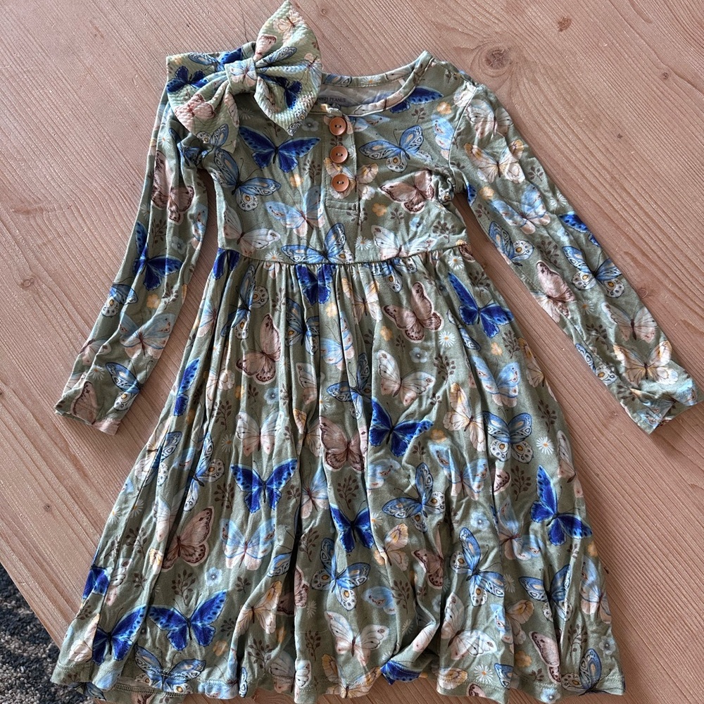 Posh Peanut Lucy Twirl Dress and Bow Size 3T